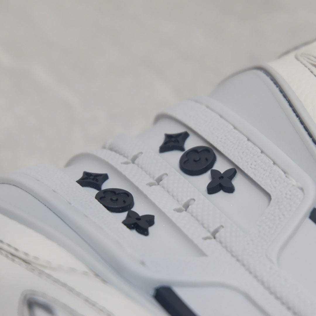 Designer Sneakers Shoes – Lifestyle Sneakers, Latest Sneakers