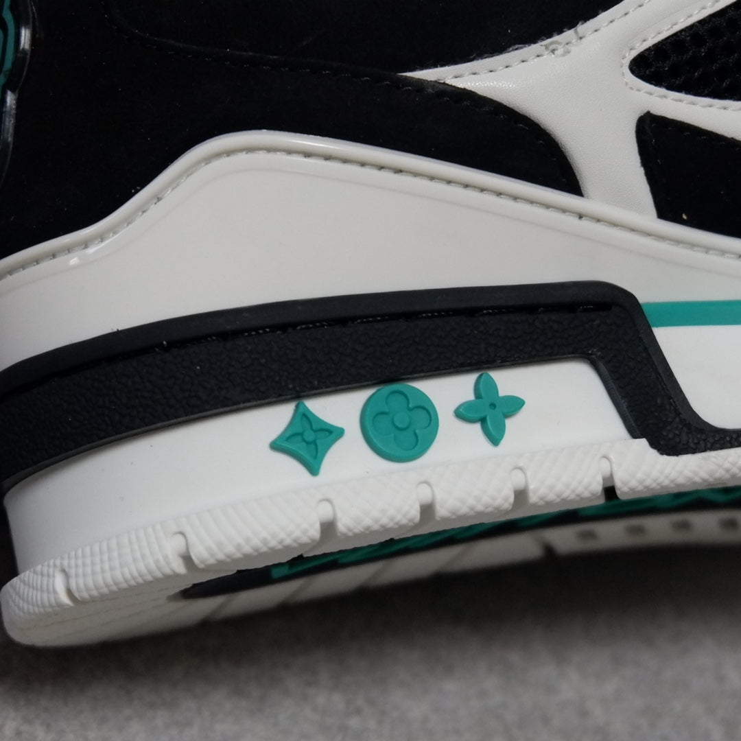 Designer Sneakers Shoes – Lifestyle Sneakers, Latest Sneakers