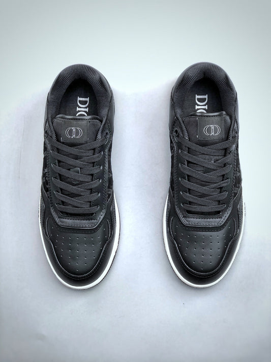 Designer Sneakers Shoes – Lifestyle Sneakers, Latest Sneakers