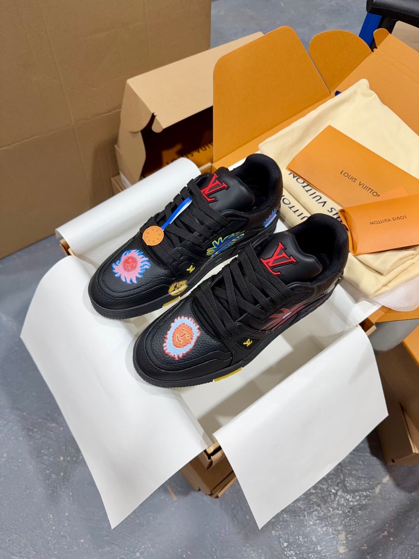 Designer Sneakers Shoes – Sneakers Shoes, Lifestyle Running Shoes, Latest Sneaker
