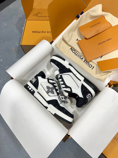 Designer Sneakers Shoes – Sneakers Shoes, Lifestyle Running Shoes, Latest Sneaker