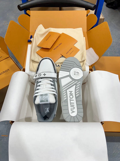 Designer Sneakers Shoes – Sneakers Shoes, Lifestyle Running Shoes, Latest Sneaker