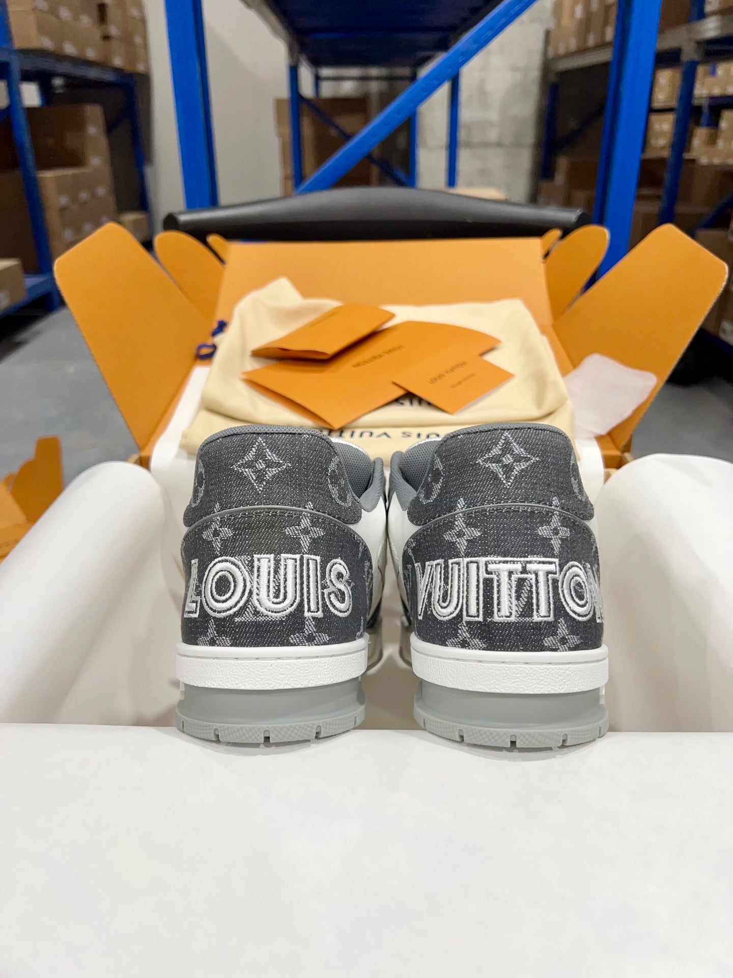 Designer Sneakers Shoes – Sneakers Shoes, Lifestyle Running Shoes, Latest Sneaker