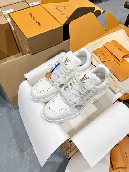 Designer Sneakers Shoes – Sneakers Shoes, Lifestyle Running Shoes, Latest Sneaker