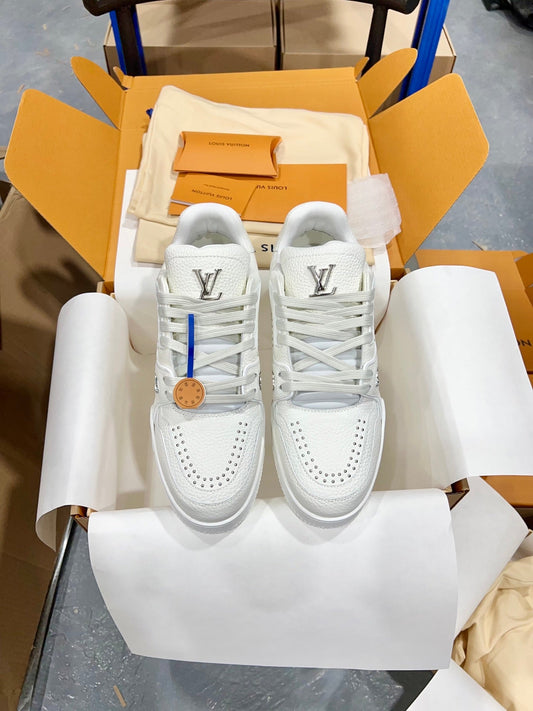 Designer Sneakers Shoes – Sneakers Shoes, Lifestyle Running Shoes, Latest Sneaker
