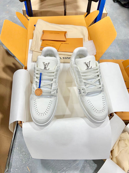 Designer Sneakers Shoes – Sneakers Shoes, Lifestyle Running Shoes, Latest Sneaker