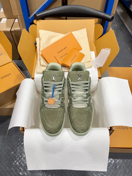 Designer Sneakers Shoes – Sneakers Shoes, Lifestyle Running Shoes, Latest Sneaker