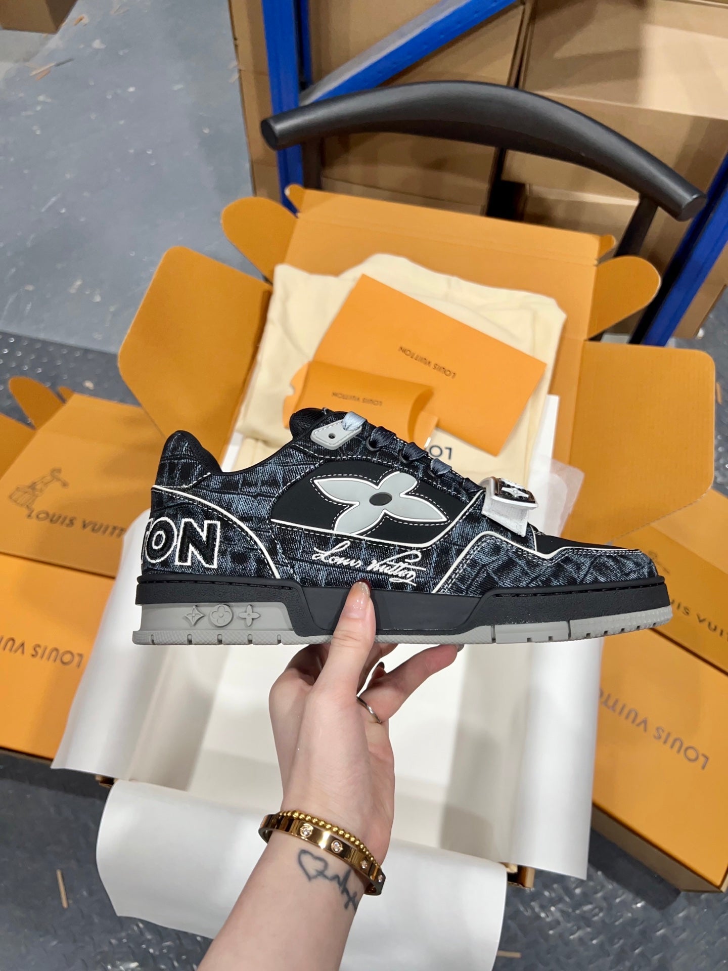 Designer Sneakers Shoes – Sneakers Shoes, Lifestyle Running Shoes, Latest Sneaker