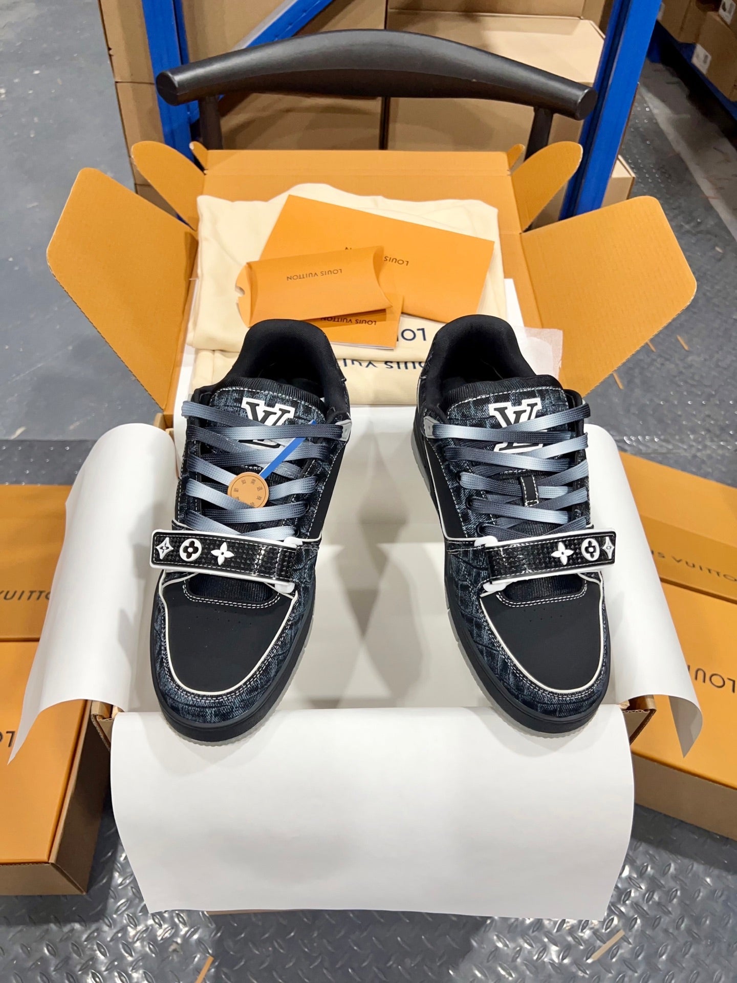 Designer Sneakers Shoes – Sneakers Shoes, Lifestyle Running Shoes, Latest Sneaker