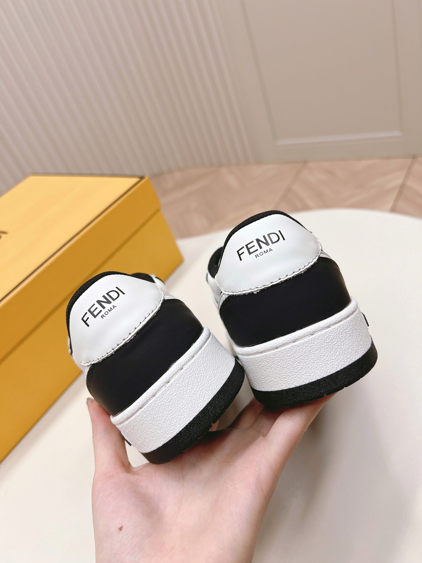 Designer Sneakers Shoes – Sneakers Shoes, Lifestyle Running Shoes, Latest Sneaker