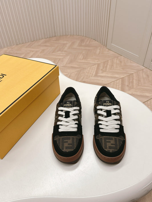 Designer Sneakers Shoes – Sneakers Shoes, Lifestyle Running Shoes, Latest Sneaker