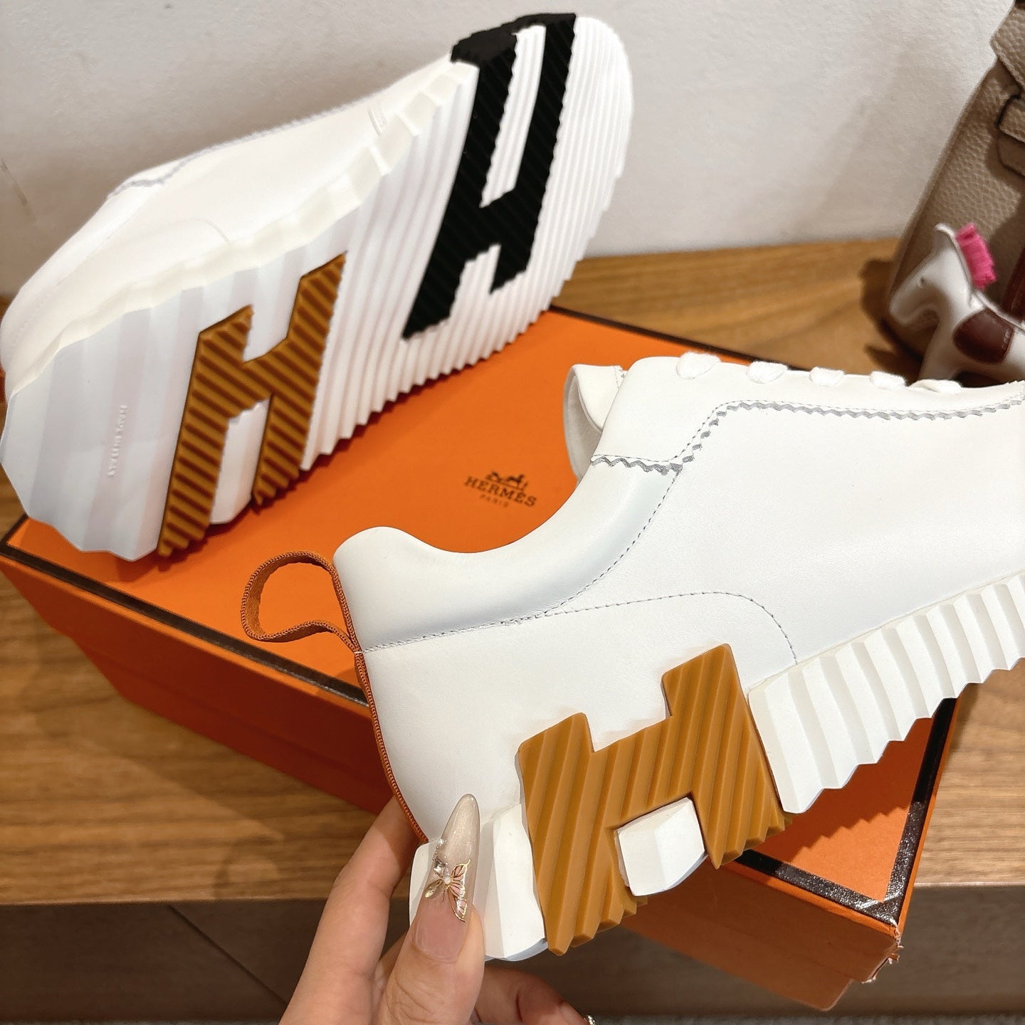 Designer Sneakers Shoes – Sneakers Shoes, Lifestyle Running Shoes, Latest Sneaker