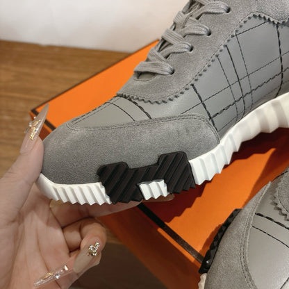 Designer Sneakers Shoes – Sneakers Shoes, Lifestyle Running Shoes, Latest Sneaker