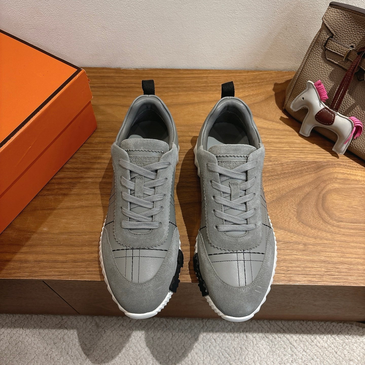 Designer Sneakers Shoes – Sneakers Shoes, Lifestyle Running Shoes, Latest Sneaker