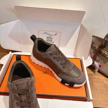 Designer Sneakers Shoes – Sneakers Shoes, Lifestyle Running Shoes, Latest Sneaker
