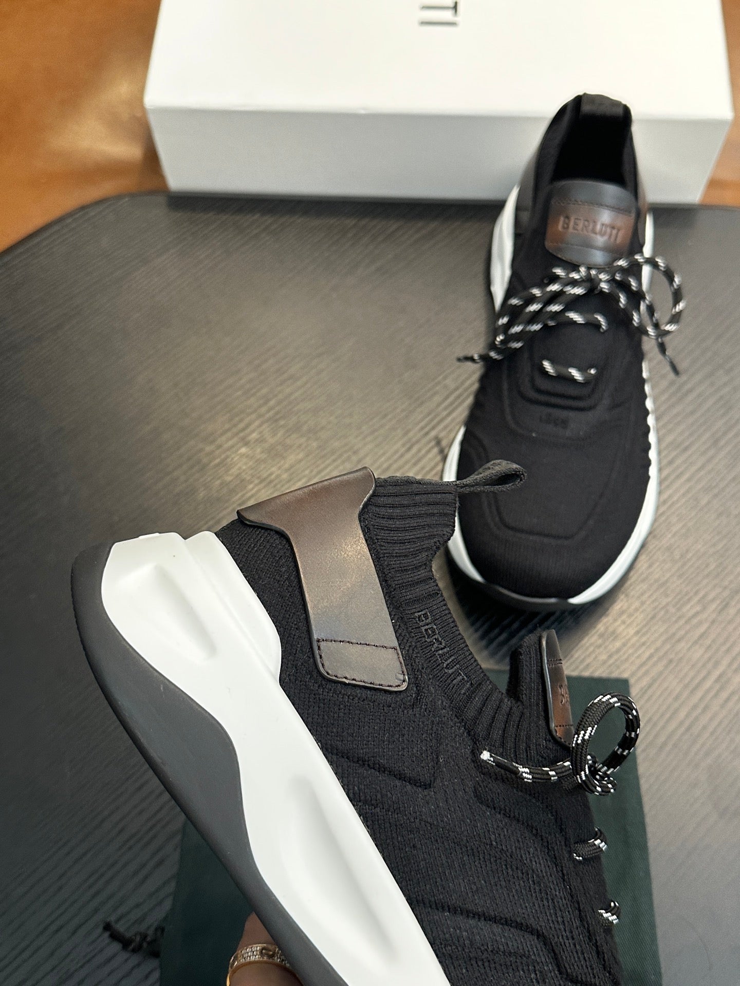 Designer Sneakers Shoes – Sneakers Shoes, Lifestyle Latest Sneakers, Men’s Casual Shoes