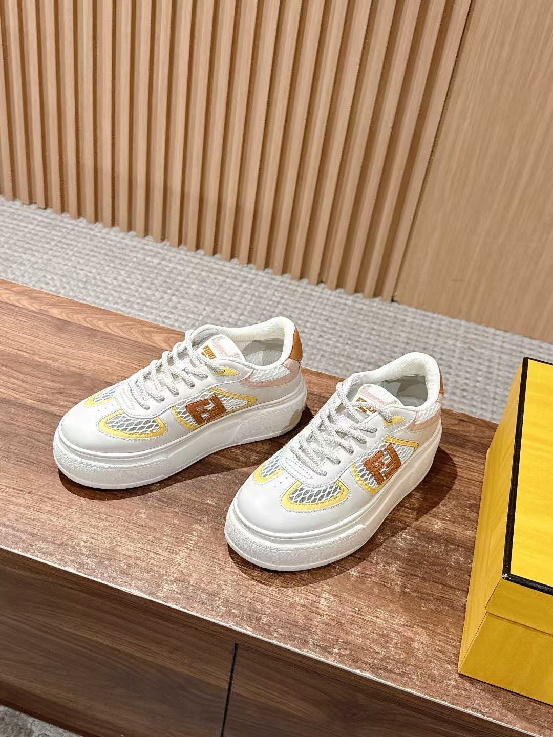 Designer Sneakers Shoes – Sneakers Shoes, Lifestyle Running Shoes, Latest Sneaker