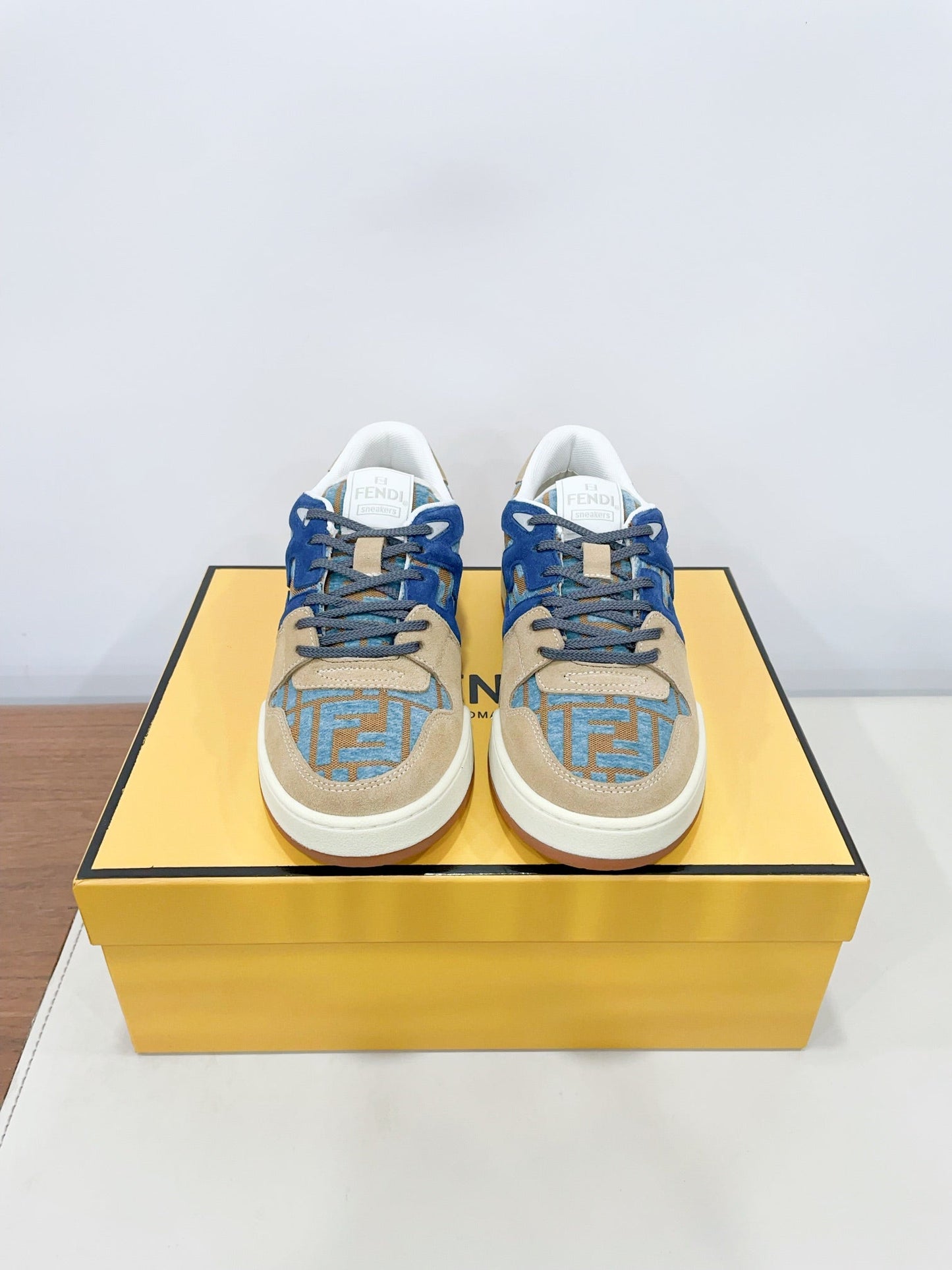 Designer Sneakers Shoes – Sneakers Shoes, Lifestyle Running Shoes, Latest Sneaker