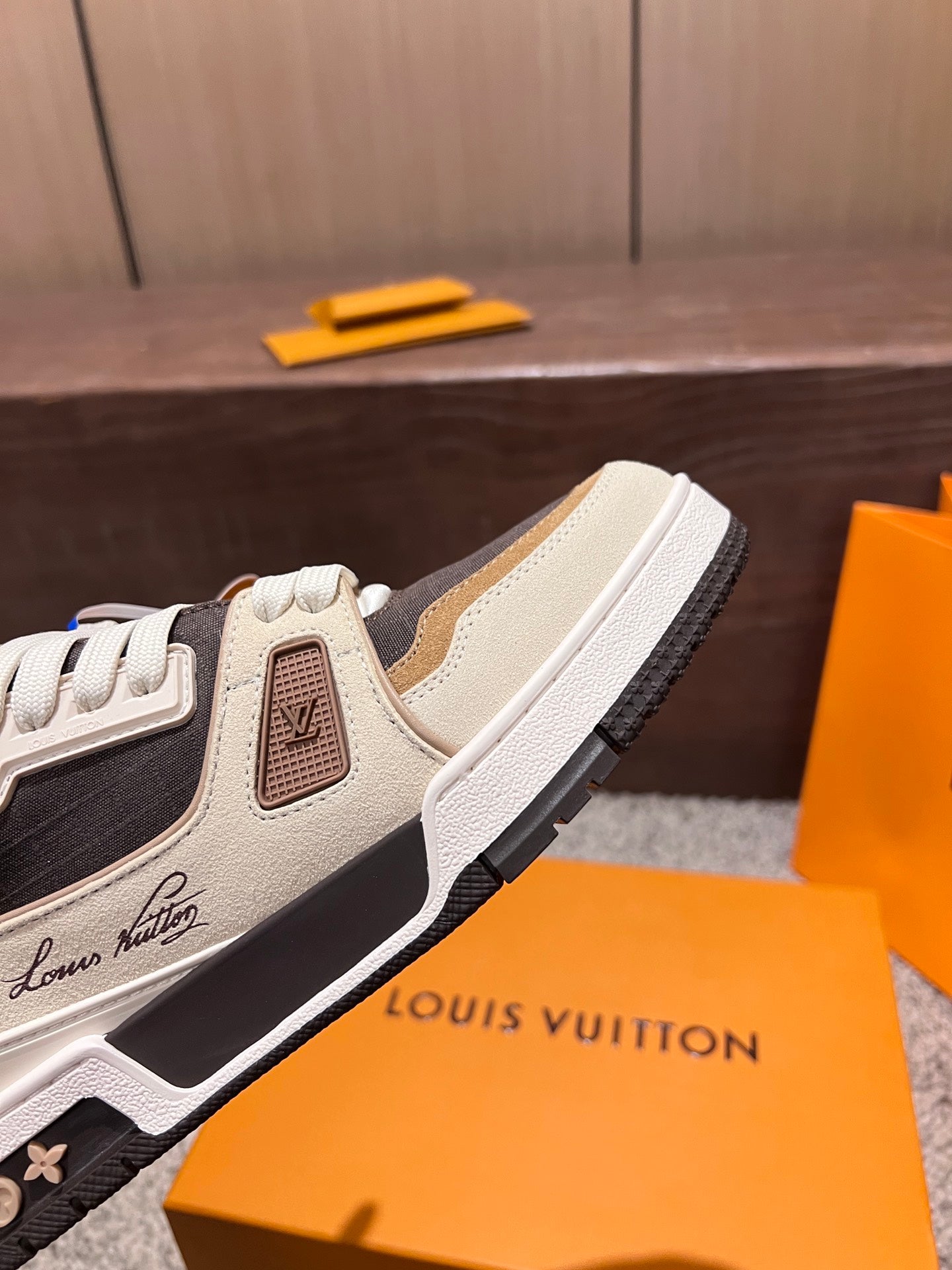 Designer Sneakers Shoes – Sneakers Shoes, Lifestyle Latest Sneakers, Men’s Casual Shoes
