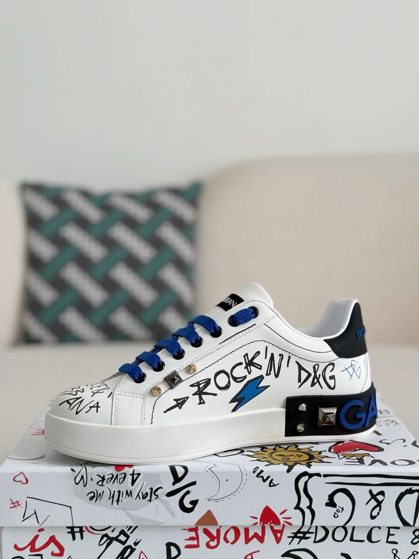 Designer Sneakers Shoes – Sneakers Shoes, Lifestyle Latest Sneakers, Men’s Casual Shoes